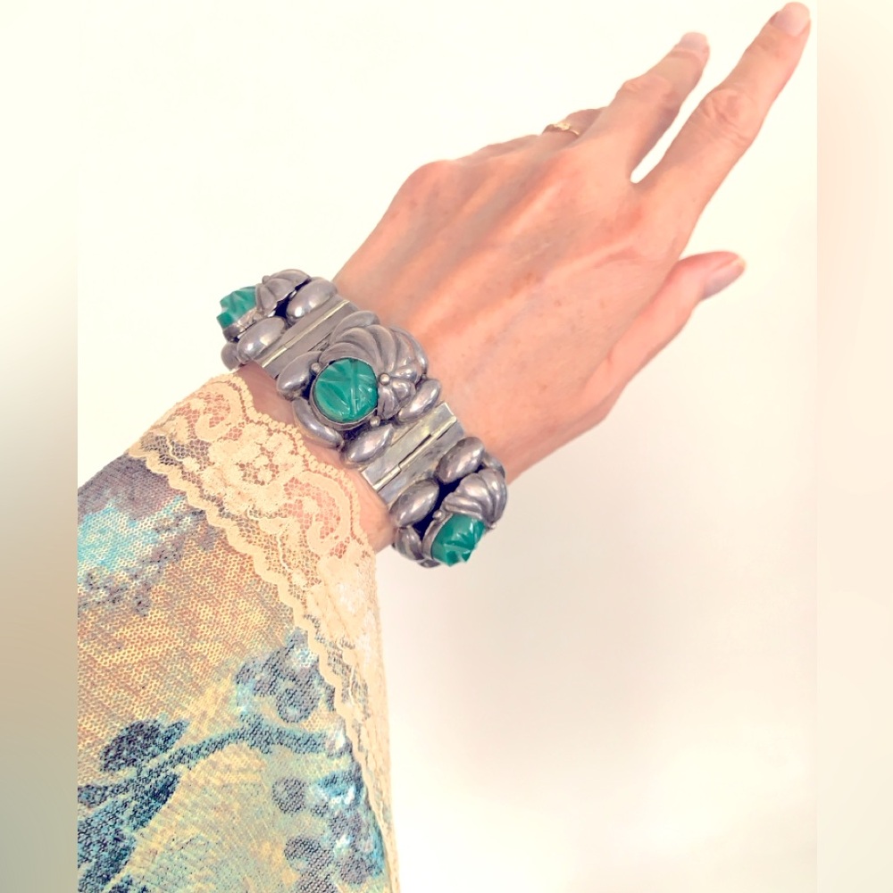 1950’s Mexican Sterling, Green Onyx Bracelet. 59.76 grams of STERLING SILVER